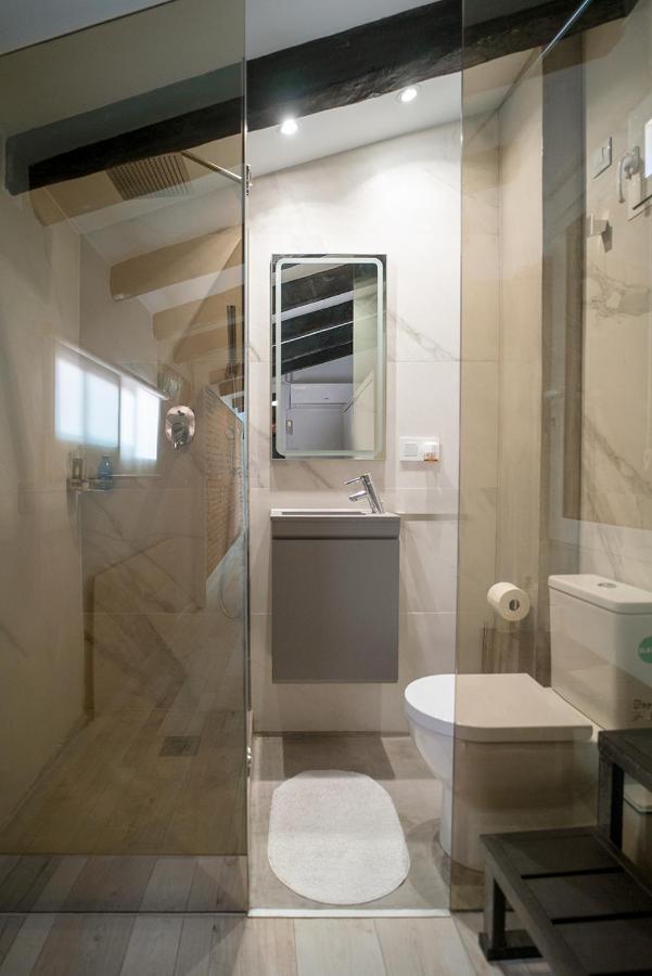 דירות ולנסיה Atico Con Terraza Y Jacuzzi En El Centro חדר תמונה
