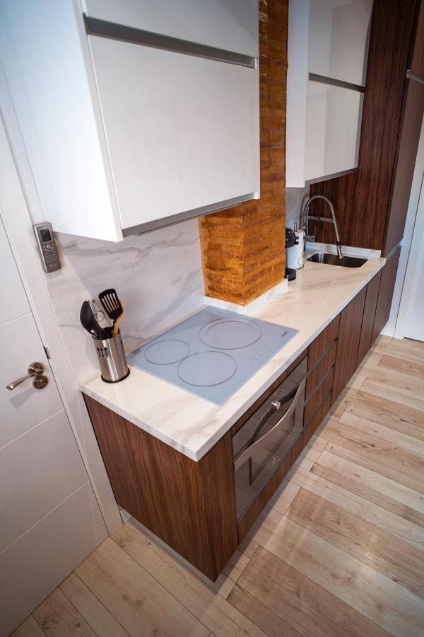 דירות ולנסיה Atico Con Terraza Y Jacuzzi En El Centro חדר תמונה